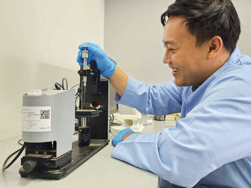 Contact Angle Meter at EOR Lab ITB for measuring fluid wettability on rock surfaces during surfactant flooding tests